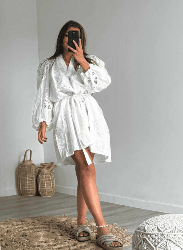 LIA - Witte broderie jurk