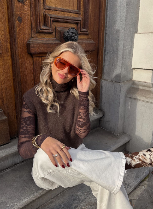 CLOE - Sleeveless sweater